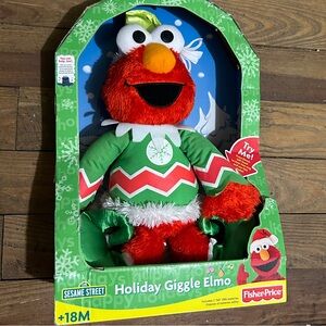 Holiday Giggle Elmo Plush Xmas Elf Fisher-Price Vibrates Laughs Sings 2007 New